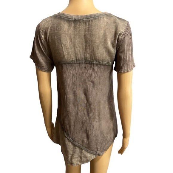 Gimmicks by BKE Boho Asymmetrical Short Sleeve Tunic Top Size XS - Picture 2 of 9